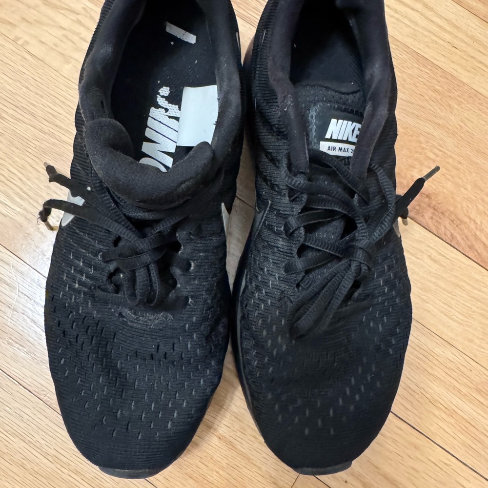 Nike Black Sneakers with Silver Logo size 8